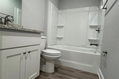 Casa en alquiler en Lake Wales, Florida, 3 dormitorios, 94.11 m2 № 1866633 - foto 4