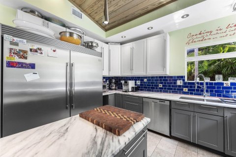 House in Boca Raton, Florida 2 bedrooms, 140.56 sq.m. № 2389915 - photo 9
