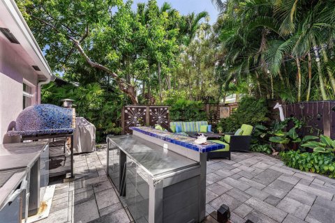 House in Boca Raton, Florida 2 bedrooms, 140.56 sq.m. № 2389915 - photo 18