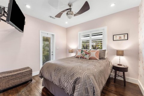 House in Boca Raton, Florida 2 bedrooms, 140.56 sq.m. № 2389915 - photo 14