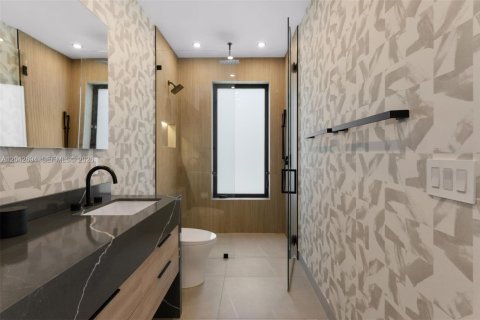 Villa ou maison à vendre à Biscayne Park, Floride: 3 chambres, 210.89 m2 № 2173560 - photo 14