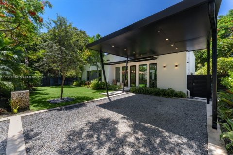 Villa ou maison à vendre à Biscayne Park, Floride: 3 chambres, 210.89 m2 № 2173560 - photo 29