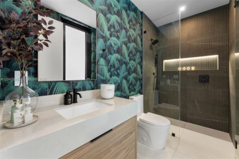Villa ou maison à vendre à Biscayne Park, Floride: 3 chambres, 210.89 m2 № 2173560 - photo 19