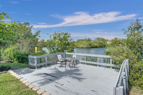 Condo in Dania Beach, Florida, 2 bedrooms  № 1968989 - photo 7