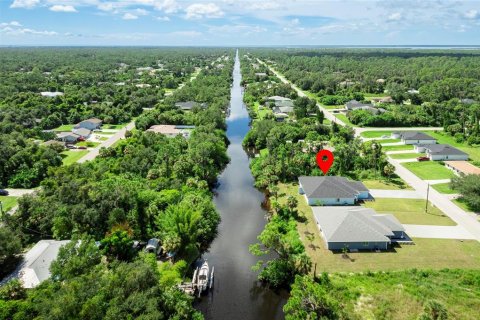 Apartment in Port Charlotte, Florida 3 bedrooms, 115.85 sq.m. № 2267321 - photo 27