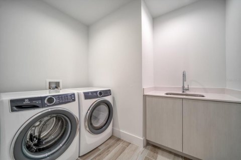 Condo in Tampa, Florida, 3 bedrooms  № 803220 - photo 25