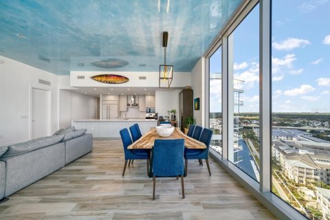 Condo in Tampa, Florida, 3 bedrooms  № 803220 - photo 9