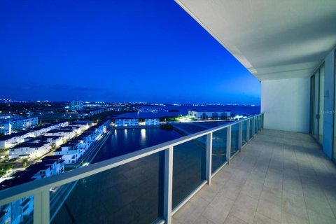 Condo in Tampa, Florida, 3 bedrooms  № 803220 - photo 28