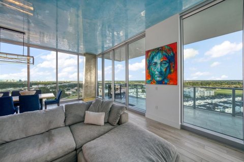 Condo in Tampa, Florida, 3 bedrooms  № 803220 - photo 4