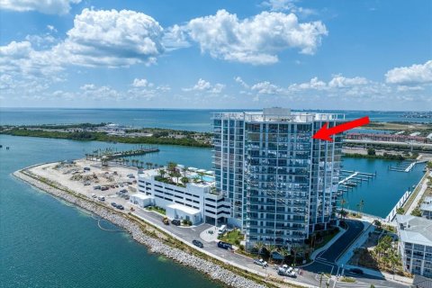 Condo in Tampa, Florida, 3 bedrooms  № 803220 - photo 1