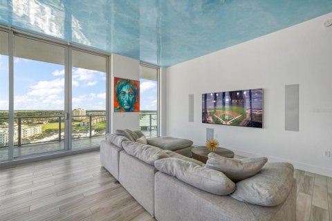 Condo in Tampa, Florida, 3 bedrooms  № 803220 - photo 6