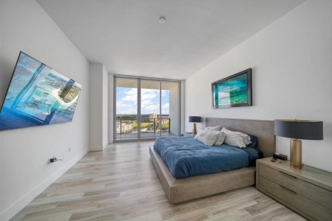 Condo in Tampa, Florida, 3 bedrooms  № 803220 - photo 13
