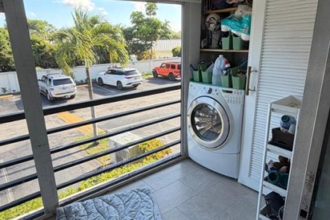 Copropriété à vendre à Boca Raton, Floride: 2 chambres, 90.86 m2 № 2078176 - photo 11