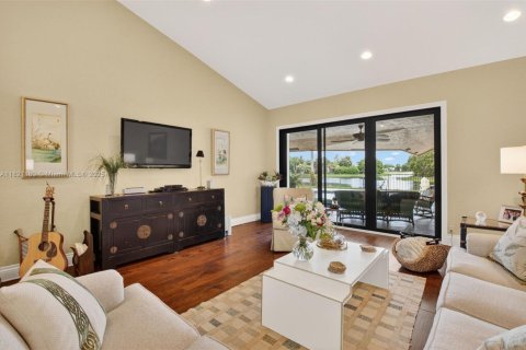 House in Boca Raton, Florida 4 bedrooms, 312.71 sq.m. № 1783720 - photo 14