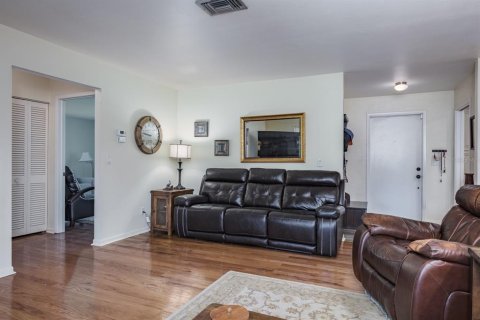 Casa en venta en Palm Harbor, Florida, 2 dormitorios, 156.08 m2 № 1785493 - foto 22