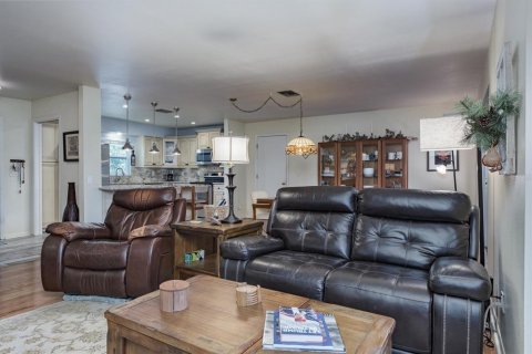 Casa en venta en Palm Harbor, Florida, 2 dormitorios, 156.08 m2 № 1785493 - foto 20