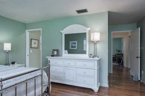 Casa en venta en Palm Harbor, Florida, 2 dormitorios, 156.08 m2 № 1785493 - foto 28