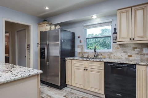 Casa en venta en Palm Harbor, Florida, 2 dormitorios, 156.08 m2 № 1785493 - foto 12