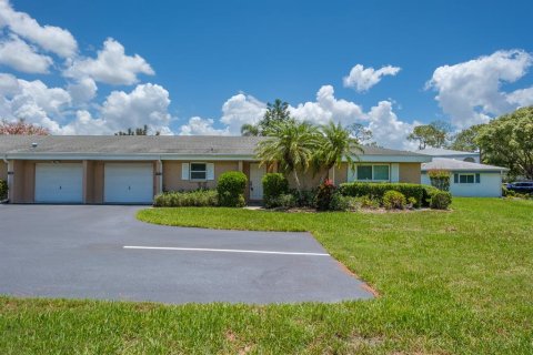 Casa en venta en Palm Harbor, Florida, 2 dormitorios, 156.08 m2 № 1785493 - foto 1
