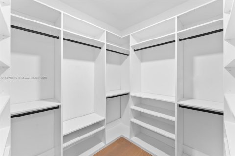 Propiedad comercial en venta en Miami, Florida, 432.92 m2 № 1922948 - foto 16
