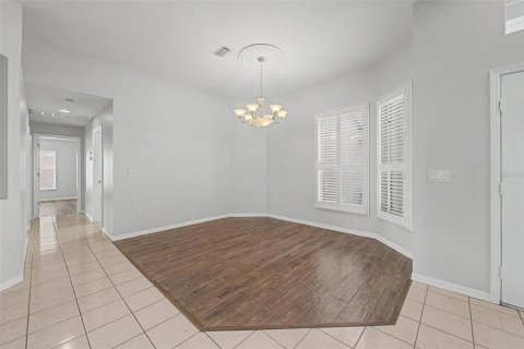 Casa en venta en Valrico, Florida, 4 dormitorios, 237.74 m2 № 2226385 - foto 6