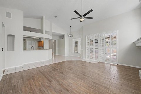 Casa en venta en Valrico, Florida, 4 dormitorios, 237.74 m2 № 2226385 - foto 16