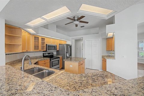 Casa en venta en Valrico, Florida, 4 dormitorios, 237.74 m2 № 2226385 - foto 12
