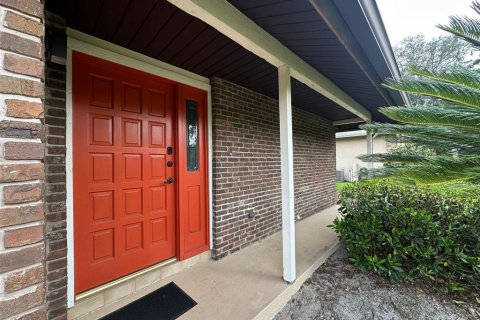 Villa ou maison à vendre à Lake Mary, Floride: 4 chambres, 214.6 m2 № 1675148 - photo 1