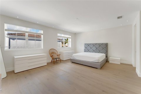 Купить виллу или дом в Авентура, Флорида 5 спален, 267.28м2, № 2034245 - фото 10