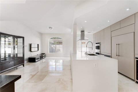 Купить виллу или дом в Авентура, Флорида 5 спален, 267.28м2, № 2034245 - фото 3
