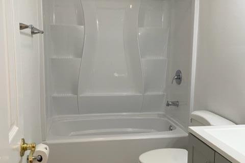 Condo in North Palm Beach, Florida, 2 bedrooms № 2147325 - photo 12