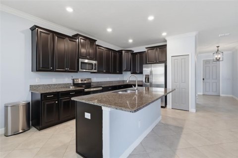House in Riverview, Florida 4 bedrooms, 237.37 sq.m. № 2215685 - photo 13