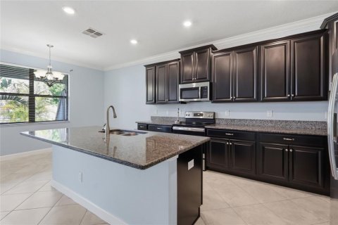 House in Riverview, Florida 4 bedrooms, 237.37 sq.m. № 2215685 - photo 12