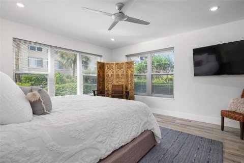 Condominio en alquiler en Longboat Key, Florida, 2 dormitorios, 100.8 m2 № 1883410 - foto 23