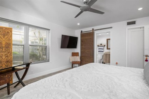 Condominio en alquiler en Longboat Key, Florida, 2 dormitorios, 100.8 m2 № 1883410 - foto 24