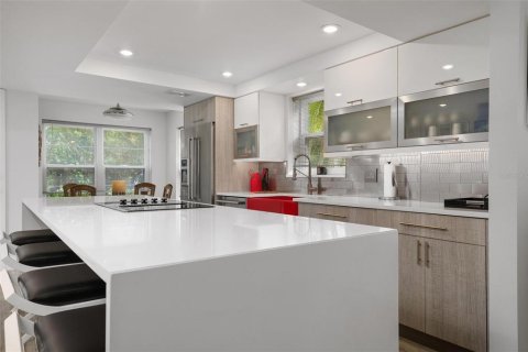 Condominio en alquiler en Longboat Key, Florida, 2 dormitorios, 100.8 m2 № 1883410 - foto 5