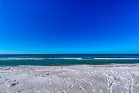 Condominio en alquiler en Longboat Key, Florida, 2 dormitorios, 100.8 m2 № 1883410 - foto 29