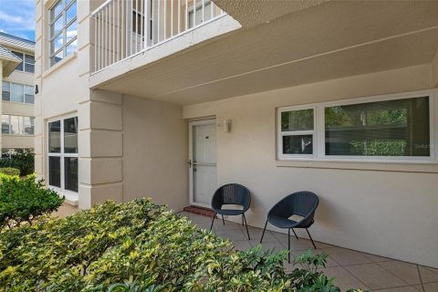 Condominio en alquiler en Longboat Key, Florida, 2 dormitorios, 100.8 m2 № 1883410 - foto 2
