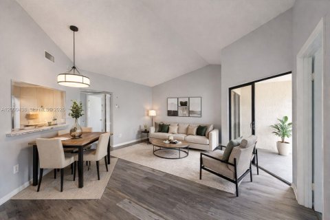 Condominio en venta en Homestead, Florida, 2 dormitorios, 90.12 m2 № 2065588 - foto 12