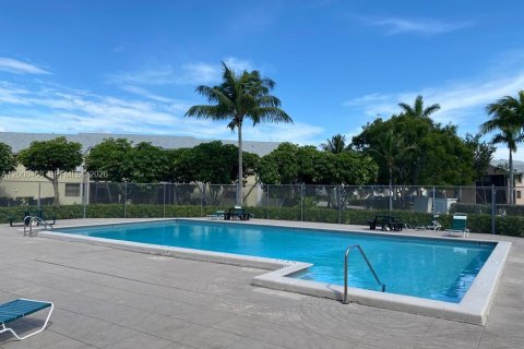 Condominio en venta en Homestead, Florida, 2 dormitorios, 90.12 m2 № 2065588 - foto 25