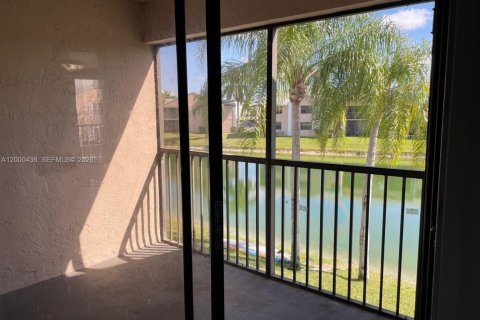 Condominio en venta en Homestead, Florida, 2 dormitorios, 90.12 m2 № 2065588 - foto 2