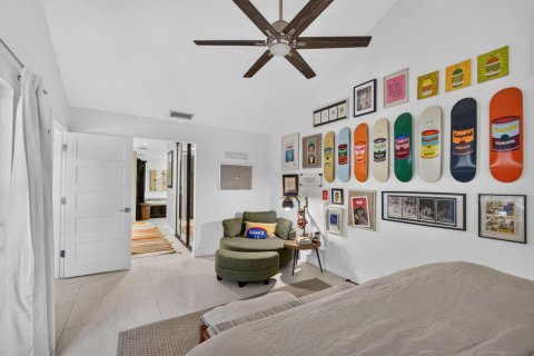 House in West Palm Beach, Florida 3 bedrooms, 180.69 sq.m. № 2262536 - photo 29