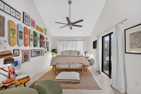 House in West Palm Beach, Florida 3 bedrooms, 180.69 sq.m. № 2262536 - photo 28
