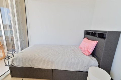 Copropriété à vendre à Aventura, Floride: 3 chambres, 257.34 m2 № 1950218 - photo 5