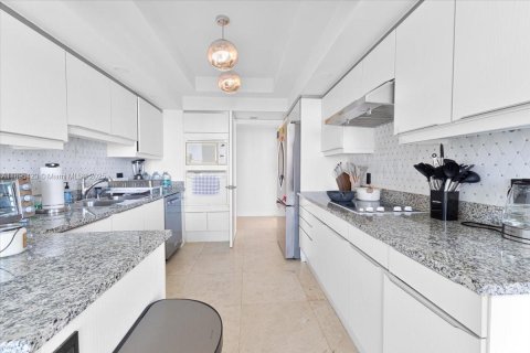 Copropriété à vendre à Aventura, Floride: 3 chambres, 257.34 m2 № 1950218 - photo 13