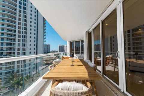 Copropriété à vendre à Aventura, Floride: 3 chambres, 257.34 m2 № 1950218 - photo 15