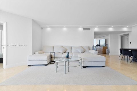 Copropriété à vendre à Aventura, Floride: 3 chambres, 257.34 m2 № 1950218 - photo 8