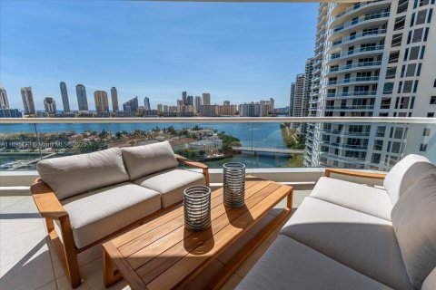 Copropriété à vendre à Aventura, Floride: 3 chambres, 257.34 m2 № 1950218 - photo 1