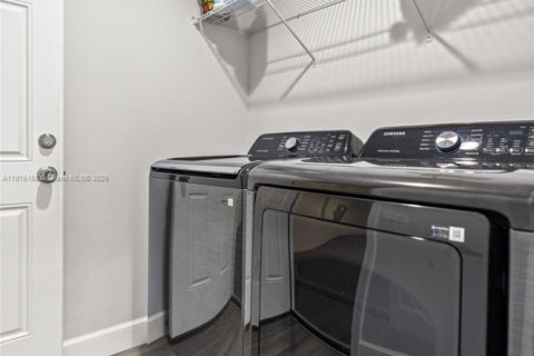 Casa en venta en Ocala, Florida, 3 dormitorios, 104.98 m2 № 1970874 - foto 13