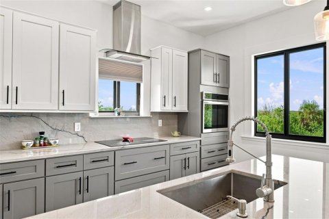Villa ou maison à vendre à Port Richey, Floride: 3 chambres, 235.32 m2 № 2308290 - photo 12